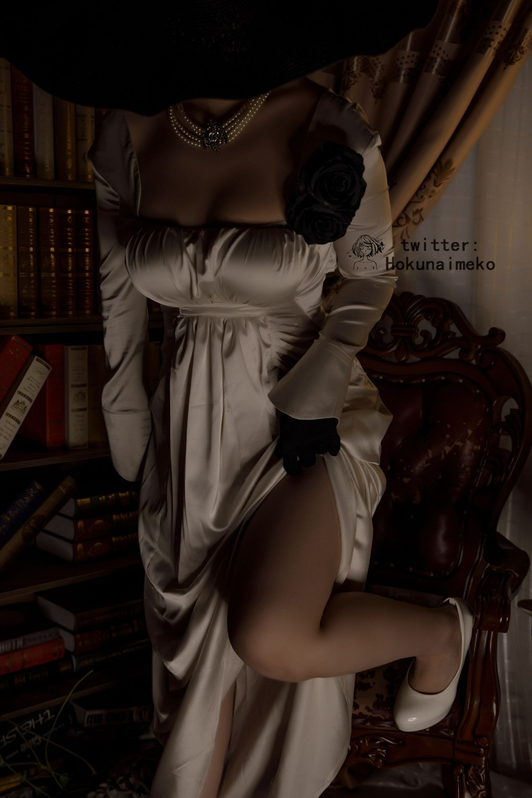 北乃芽子《Alcina Dimitrescu》