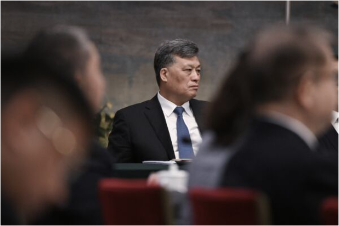 马兴瑞又一旧部落马 阿克苏窝案发酵